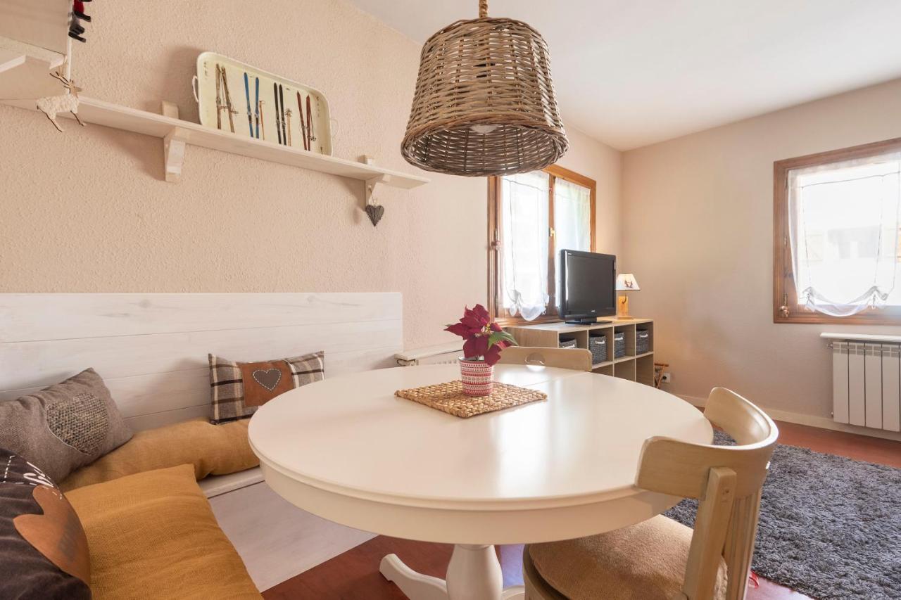 Musales ☆ Apartamento para 4 personas con ascensor Sallent de Gállego Exterior foto